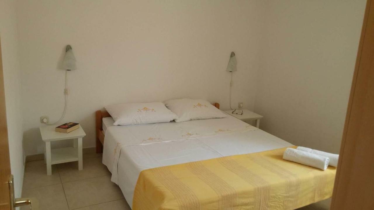 Tutini Dvori Apartment Primosten Exterior photo